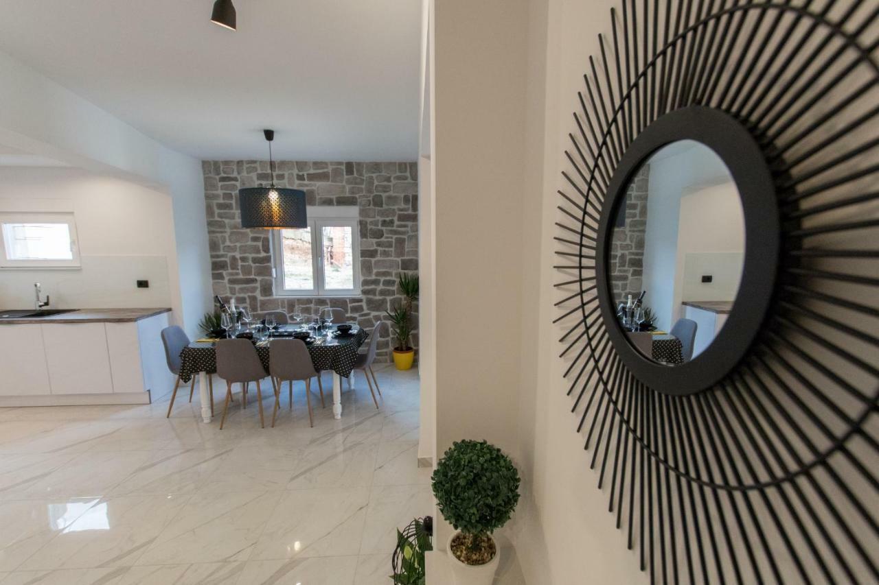 Collis Apartmán Makarska